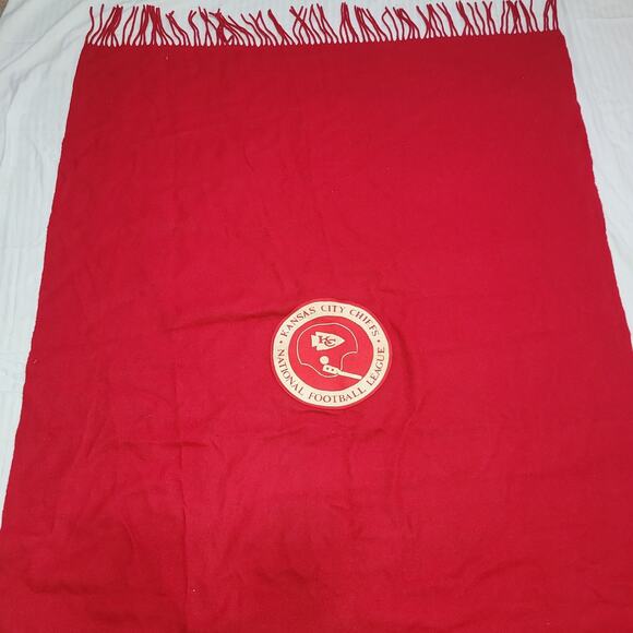Kansas City CHIEFS Stadium Blanket PENDLETON Retro Red White 50" X 70" Wool - Picture 11 of 13